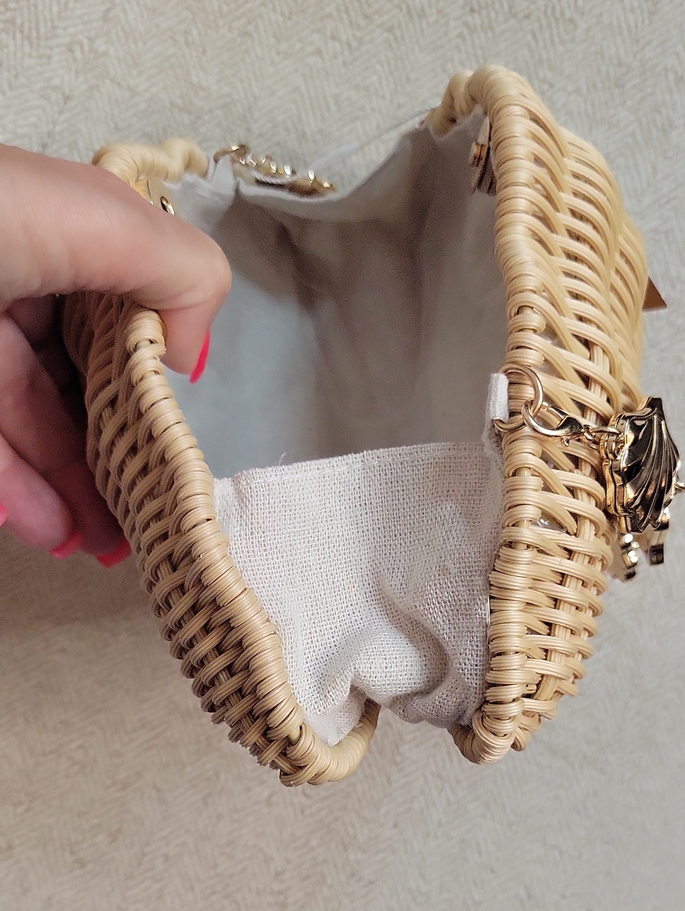 TOMMY BAHAMA VIRAL BEACH SCALLOP SHELL WICKER WOVEN RESORTWEAR HANDBAG - Picture 6 of 10